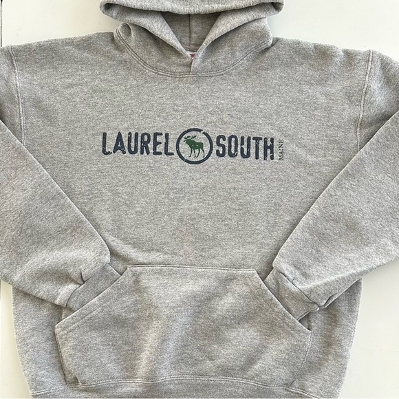 Laurel South Maine Camp Graphic Logo Hoodie, Heather Grey, Unisex Youth L 14-16 - Picture 1 of 3